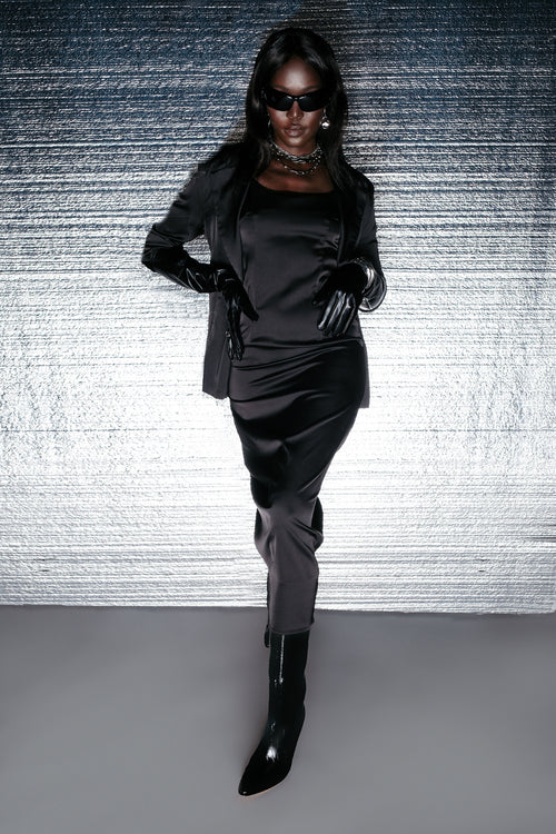 “L’Esprit Sombre” – Satin Silhouette & Tailored Blazer Set (Noir Edition)