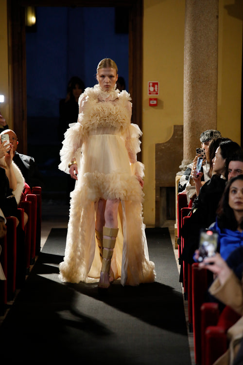 Puissance Sculptée -Duchesse Élysée High-Low Couture Gown