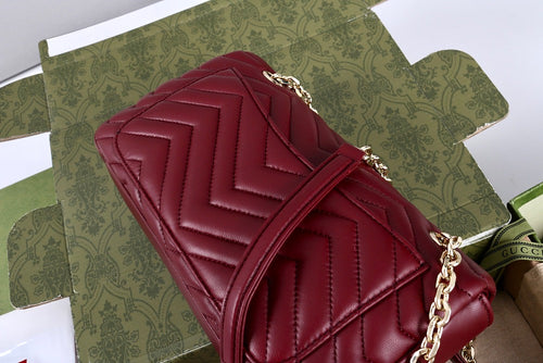 GUCCI GG Marmont Medium Shoulder Bag
