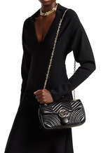 GUCCI GG Marmont Medium Shoulder Bag