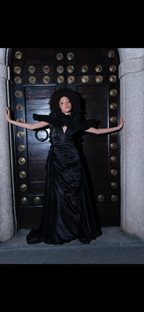 Puissance Sculptée Collection -Aile Noire Sculpted Wing Gown