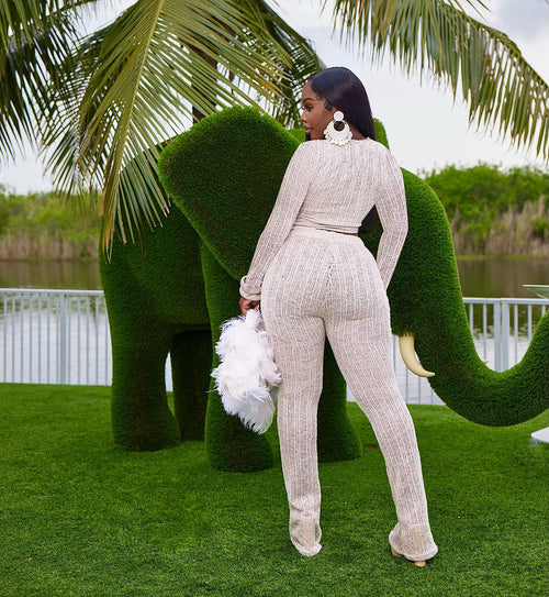 “Chic Cascade” Set