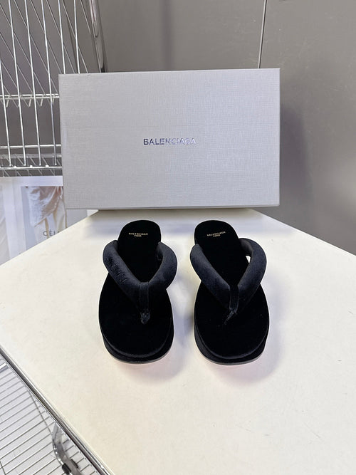 BALENCIAGA “Cloud Platform” Suede Flip-Flop Sandals