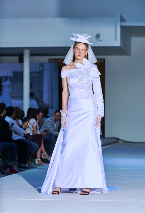 Fleur d’Éternité – Sculpted Petal Gown