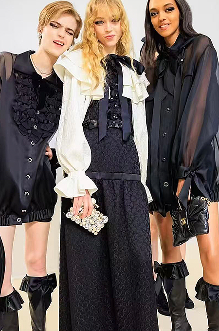 CHANEL Diamonds Shoulder Bag – 2025 Cruise Collection