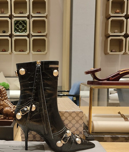 ‘Balenciaga’ Couture Boot Heel