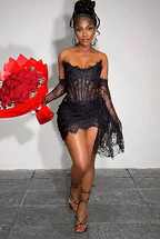 ‘Lush Loom’ Lace Dress