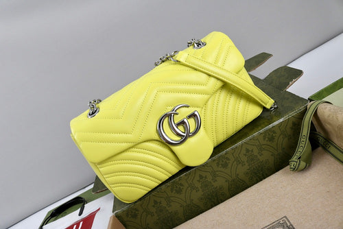 GUCCI GG Marmont Medium Shoulder Bag – Bright Green with Silver Hardware