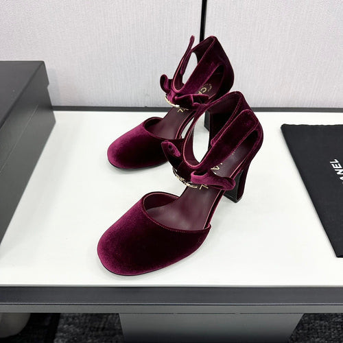 CC Velvet Pumps