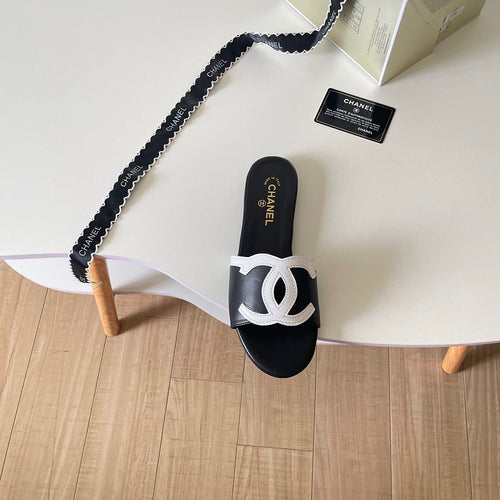 CHANEL CC Leather Slide Sandals