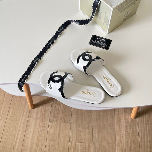 CHANEL CC Leather Slide Sandals