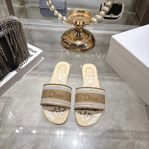 DIOR Dway Jardin d’Été Embroidered Slide Sandals