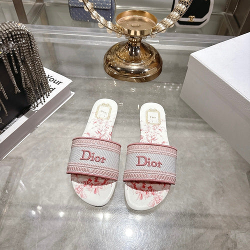 DIOR Dway Jardin d’Été Embroidered Slide Sandals