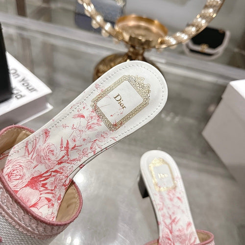 DIOR Dway Jardin d’Été Embroidered Heeled Slide