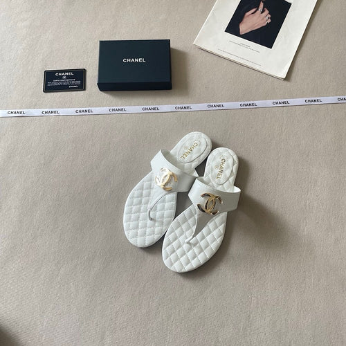 CHANEL Quilted Leather CC Thong Sandal
