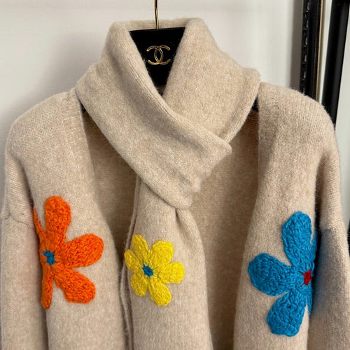 Céline Jardin Bloom – Crochet Floral Knit Cardigan with Scarf Detail