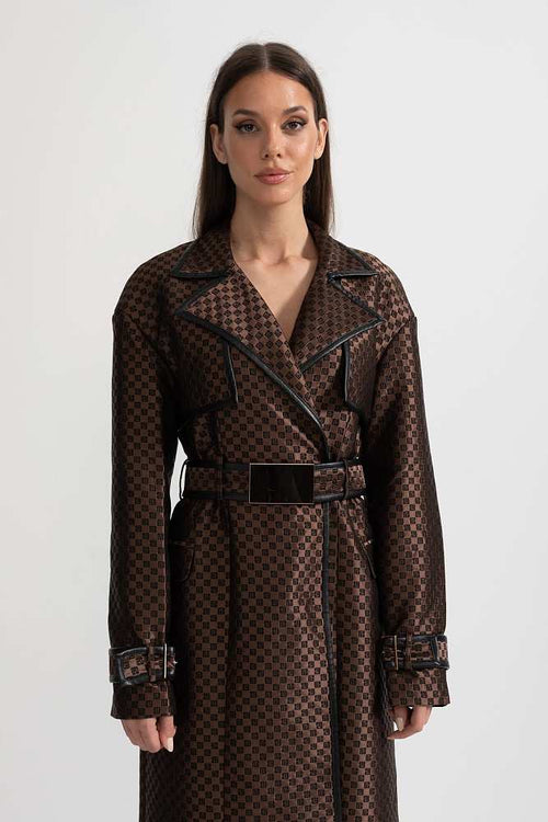 Couture d’Obsidienne Trench -Luxe Edition