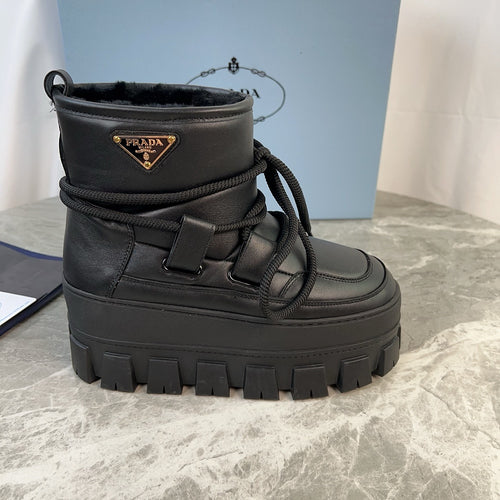 Prada Re-Nylon Gabardine Après Ski Booties in Black