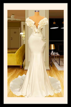 Amoura Blanche – Pearl Sculpted Gown