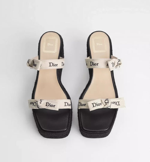CHRISTIAN DIOR Dway Bow Espadrille Wedge Sandals – Noir