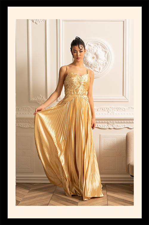 Astrellé Lumière Gown – Velour de Luxe Collection