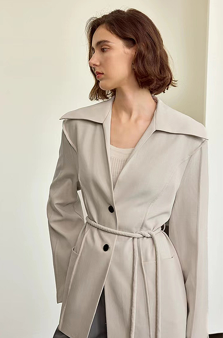 'Rich Achiever' Blazer