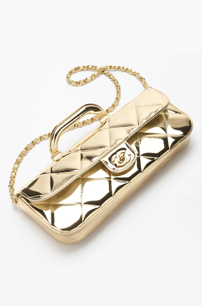CHANEL ゴールド サテン キルティング パーティーバッグ Chanel – 24K Quilted Gold Mini Handbag – LUXE LIVING FASHIONS