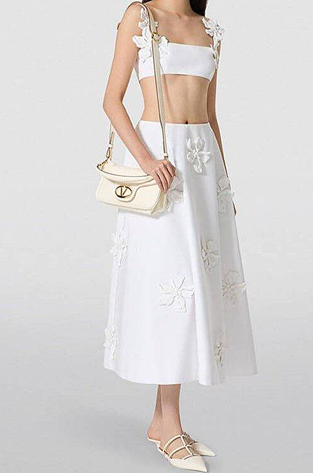 “Valentino Fiora Alta Set – 3D Blossom Embellished Skirt Ensemble”