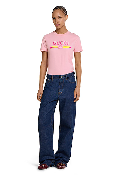 “Rosé Emblem” Vintage Gucci Logo Tee – Pink