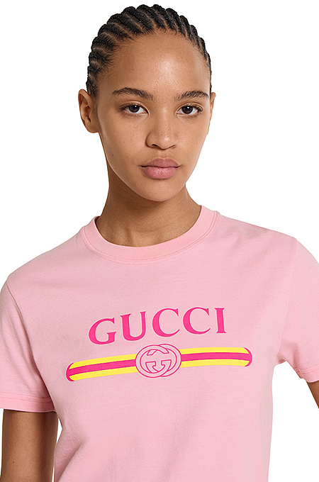 “Rosé Emblem” Vintage Gucci Logo Tee – Pink