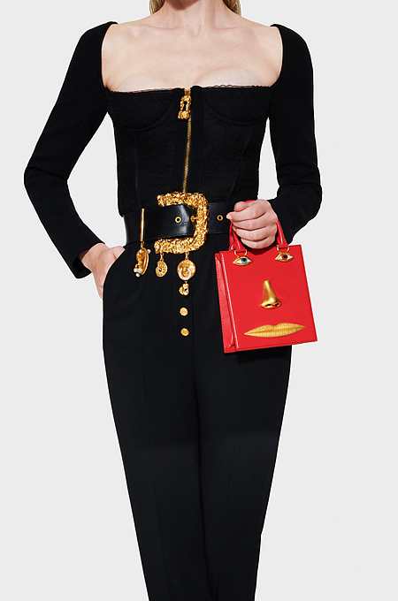 “Visage Rouge” Sculptural Face Bag by Schiaparelli