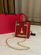 “Visage Rouge” Sculptural Face Bag by Schiaparelli