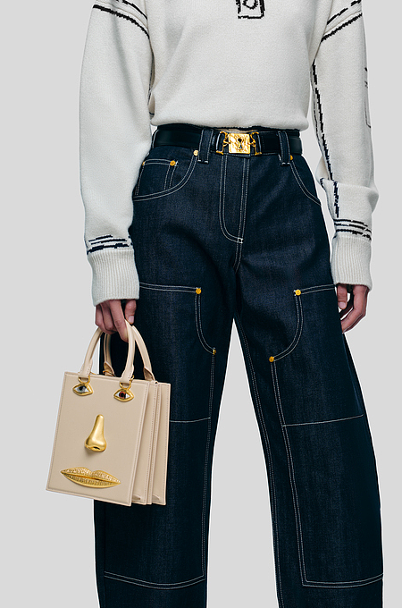 “Visage Nu” Face Bag by Schiaparelli