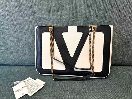 Valentino Garavani VLogo Escape Leather Tote