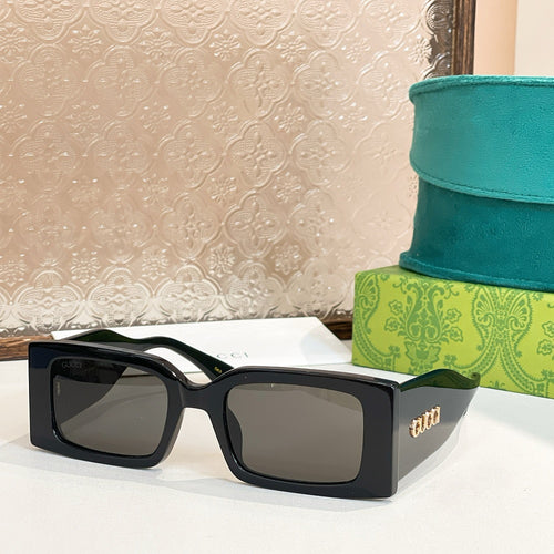 GUCCI Color Frame Sunglasses