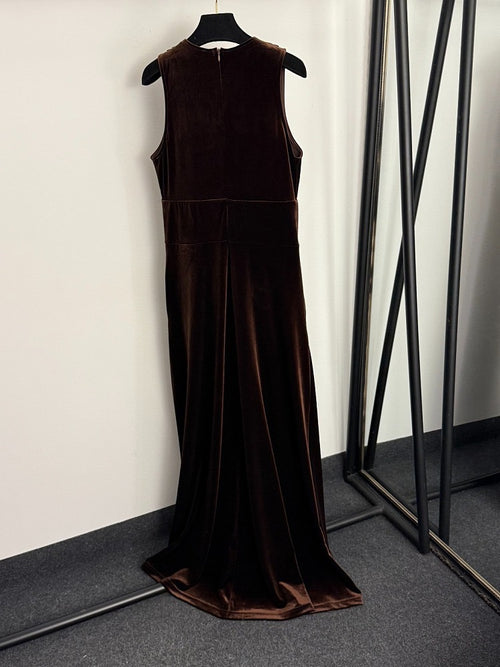 Schiaparelli Velours Médaillon Column Gown