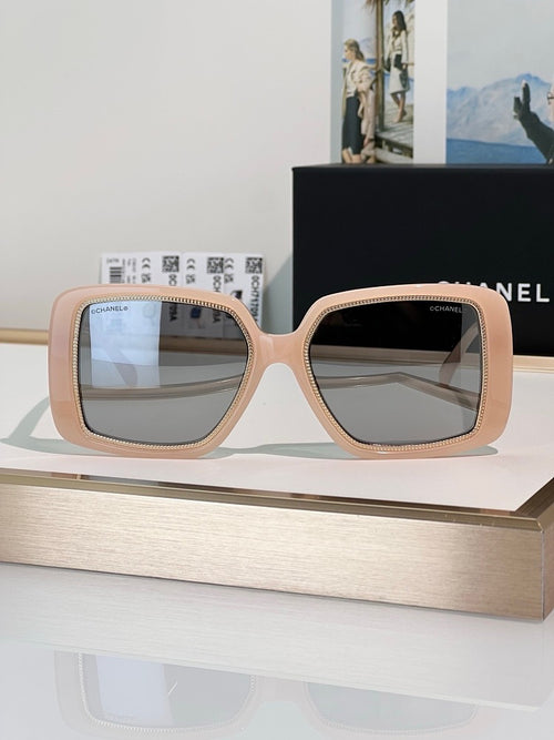 CHANEL Quilted Square Frame Sunglasses – Signature Edit