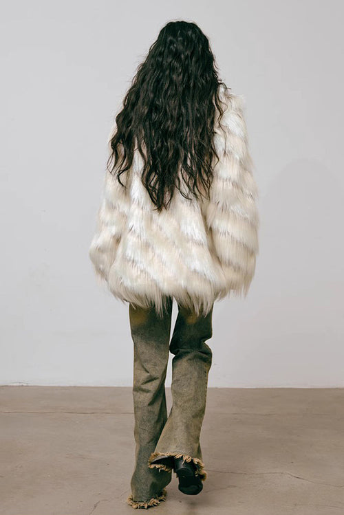 “Winter Veil” Cream Fox-Striped Faux Fur Coat – One Size