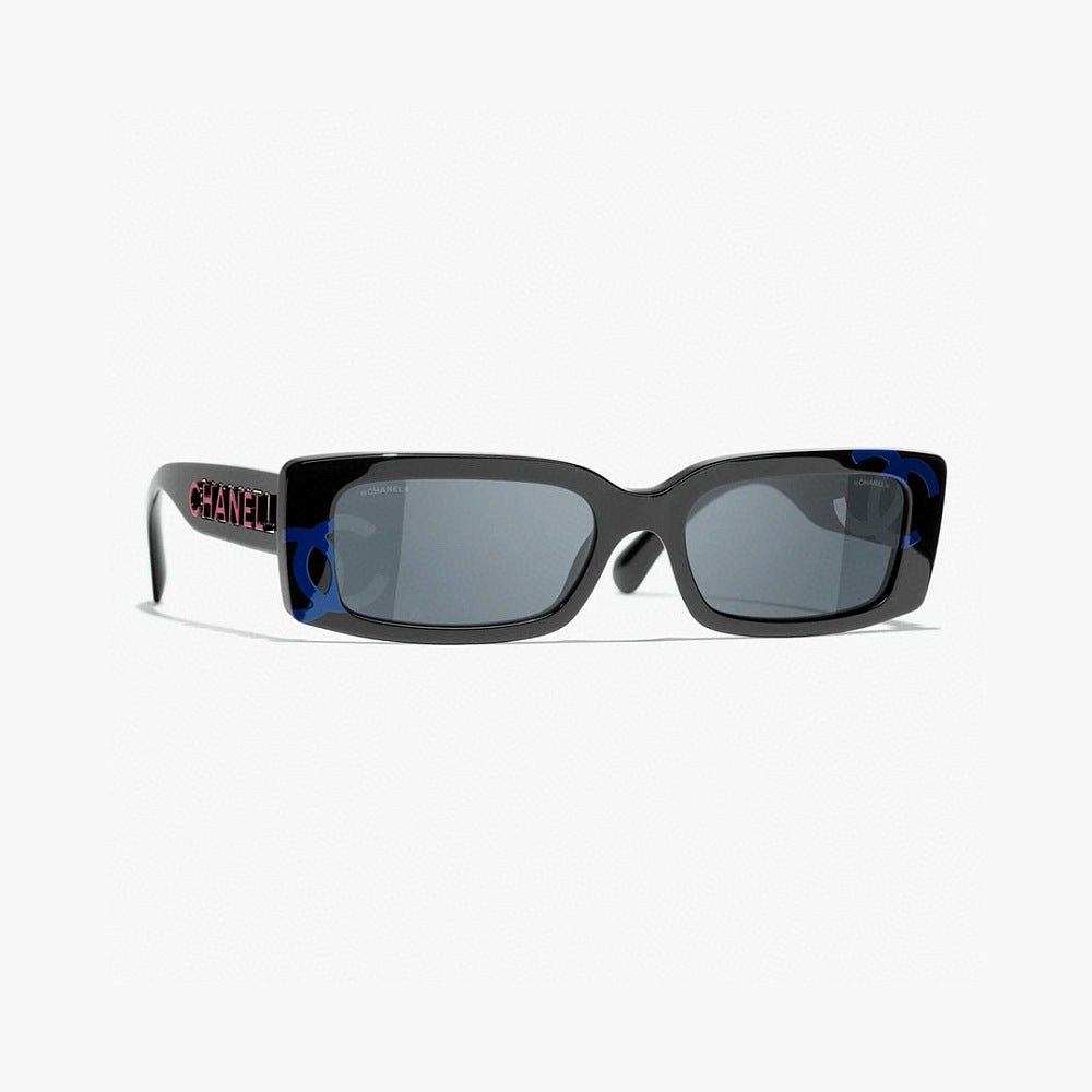 シャネル CHANEL COCO サングラス eyewear CHANEL Sunglasses Black Plastic Coco Mark Lens 6 x 5.1 cm w/Case