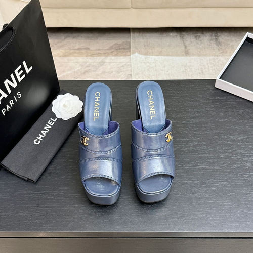 Chanel Élévation Platform Mule – Marine Cuir Edition