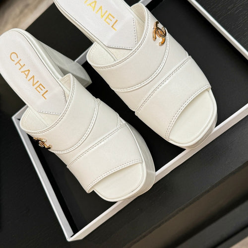Chanel Élévation Platform Mule – Blanc Éclat Edition