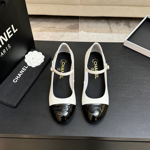 Chanel – Blanc Éclat Mary Jane Heels