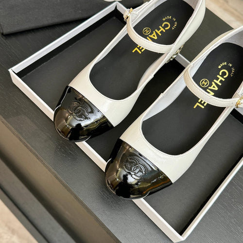 Chanel – Blanc Éclat Mary Jane Heels