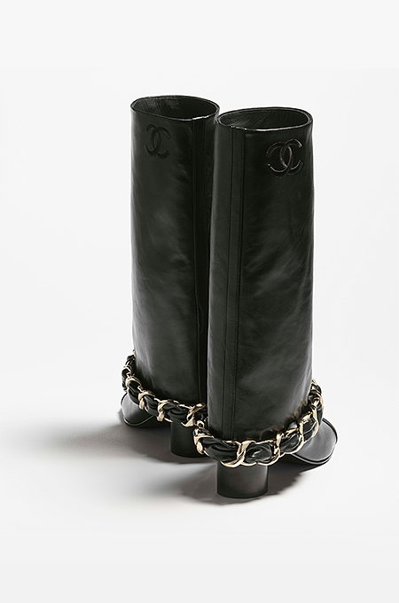 Chanel Iconic Chain-Linked Slouch Boots – Limited Edition