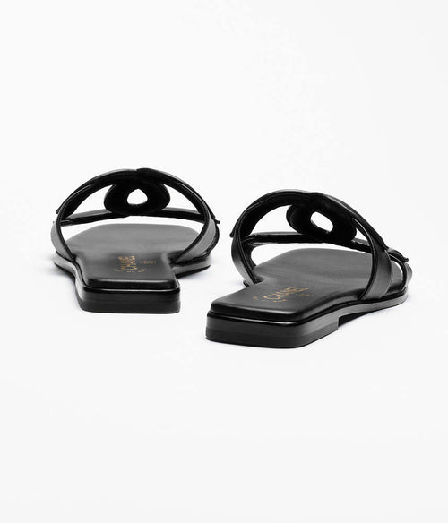Chanel – Noir Entrelacé CC Flat Sandals