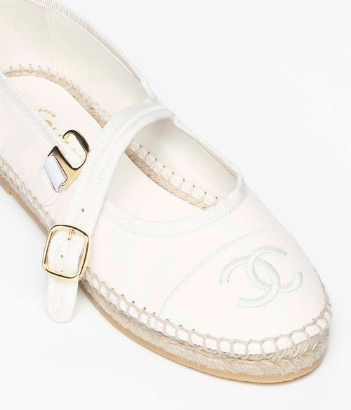 Chanel – Blanc Riviera CC Espadrille Flats