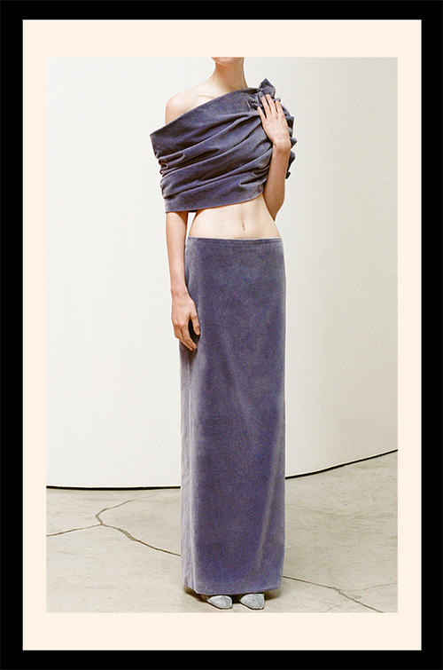 “Velours Éclipse Sculptée” — Off-Shoulder Ruched Velvet Gown Set (Indigo Nocturne)