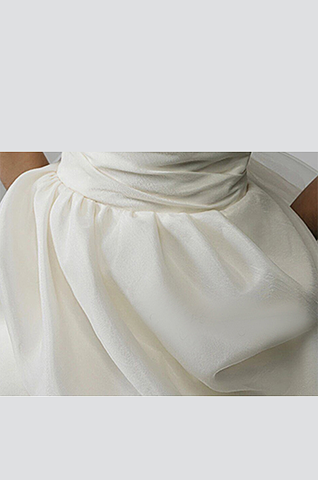 “Étoile de Lune” Silk Organza Bridal Mini – Winter 2026 NYFW Met Gala Collection