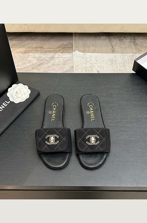 Chanel Quilted Canvas Slides – Noir Classique