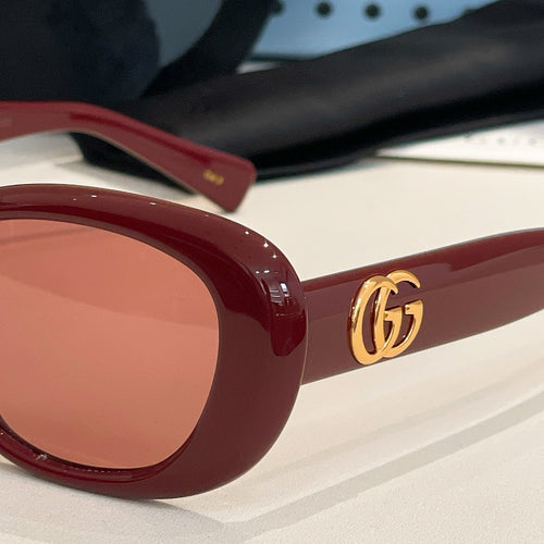 GG Oval Sunglasses